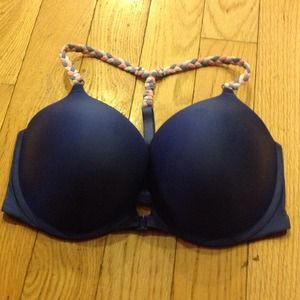 VS Bra