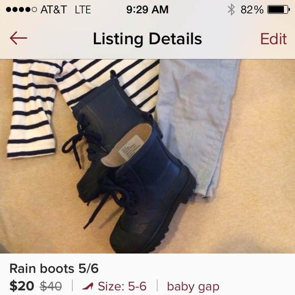 Rain boots and camo jacket bundle