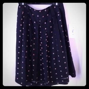 Cute polka dot skirt!