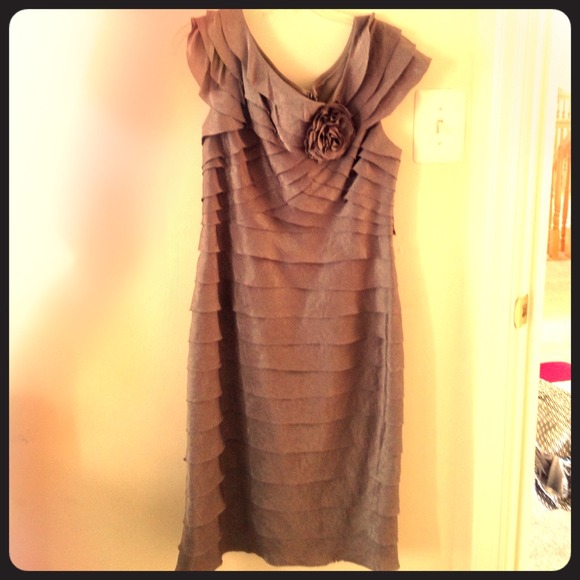Chic formal dress!