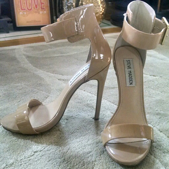 Steve Madden sandals