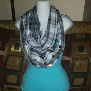 Infinity plaid scarf