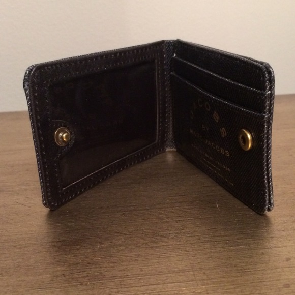 Marc Jacobs Credit Card & ID holder.