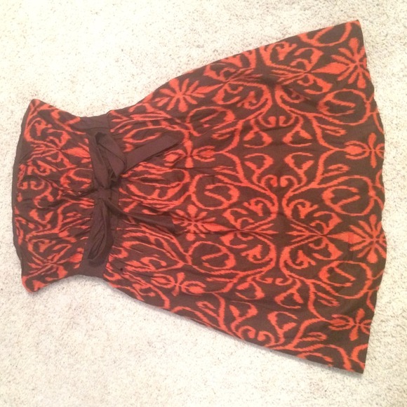 Emmelee Dresses & Skirts - Brown and orange strapless dress