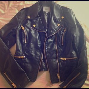 Forever 21 black leather jacket
