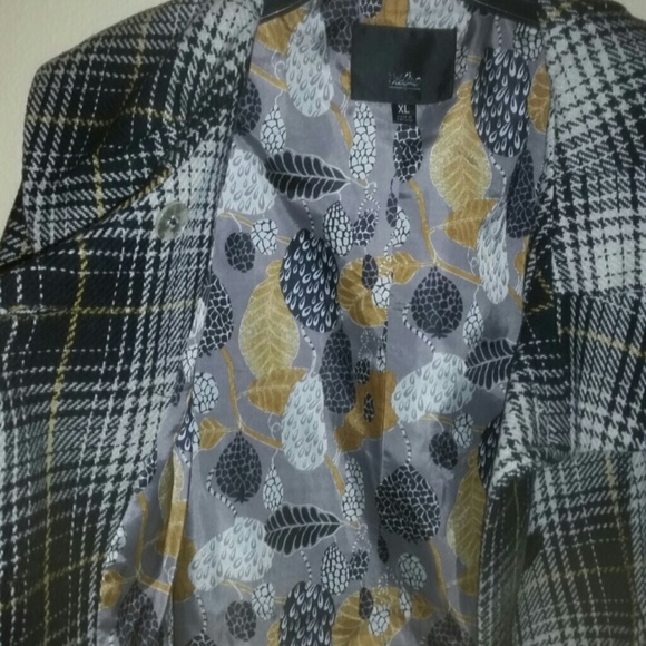 Jacket/Blazer - Picture 2 of 4