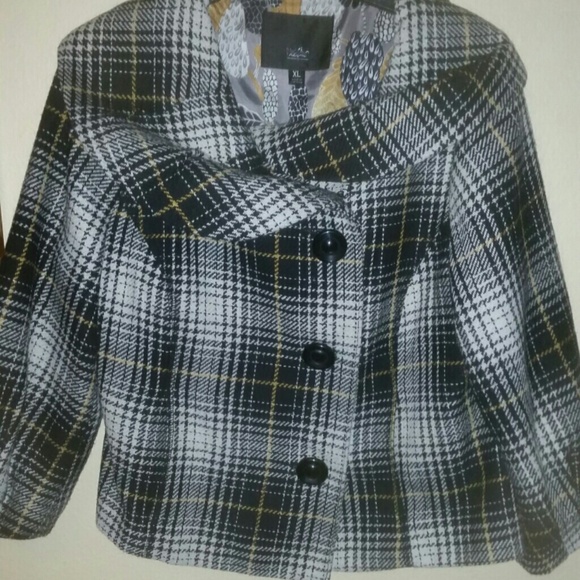 Jacket/Blazer - Picture 3 of 4