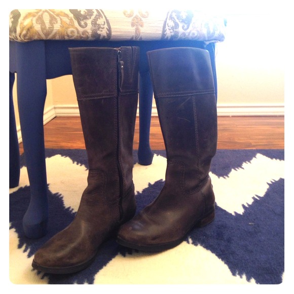 Fossil riding boots