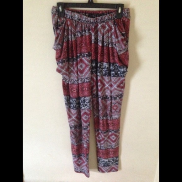 ✨Boho Tribal Print Harem Pants✨