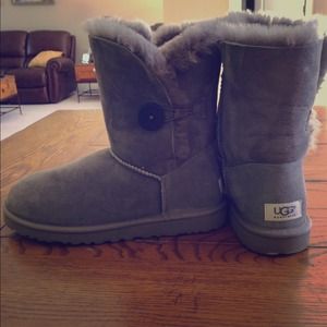 Grey Uggs