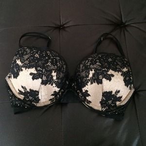Very sexy Victoria's Secret bra