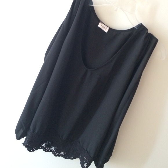 Black Tobi top