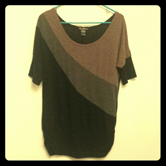Lightweight batwing retro sweater super comfy