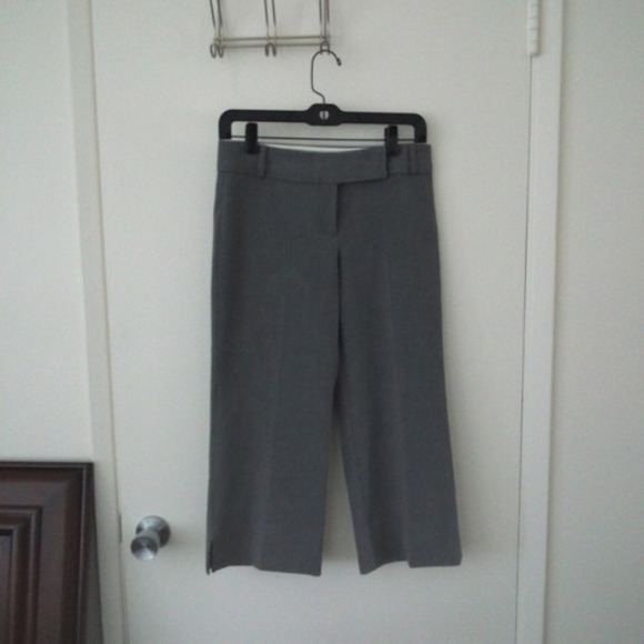 BCBGMaxazria Gray Crop Dress Pants