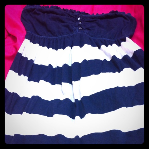 BUNDLED Hollister tube top!
