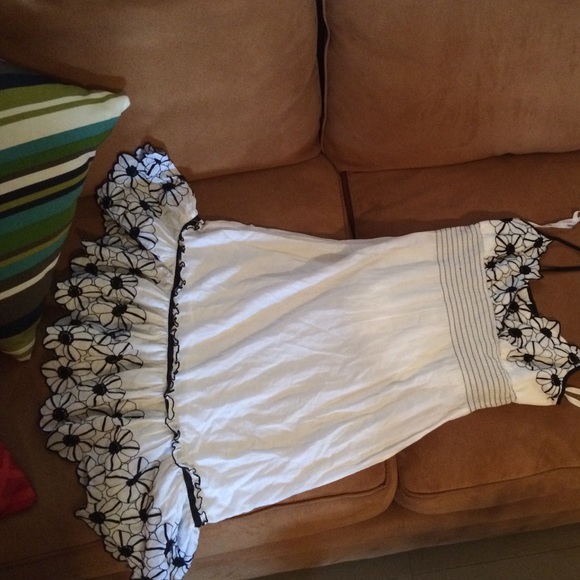 MIDI black and white linen dress