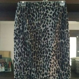 Leopard knee length skirt
