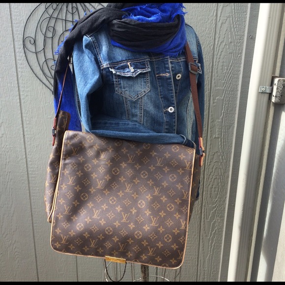 Messenger Bag