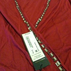 BCBG beautiful blouse w/tag!!!!!