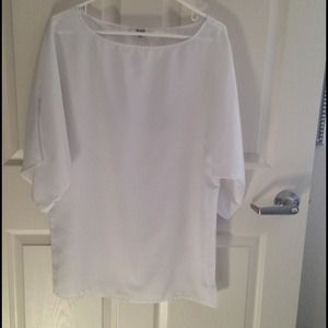 White oversized tunic