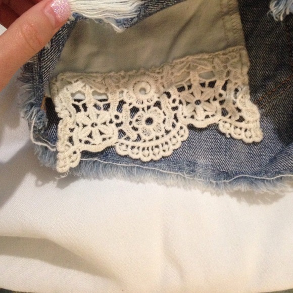 Hollister shorts - Picture 3 of 4