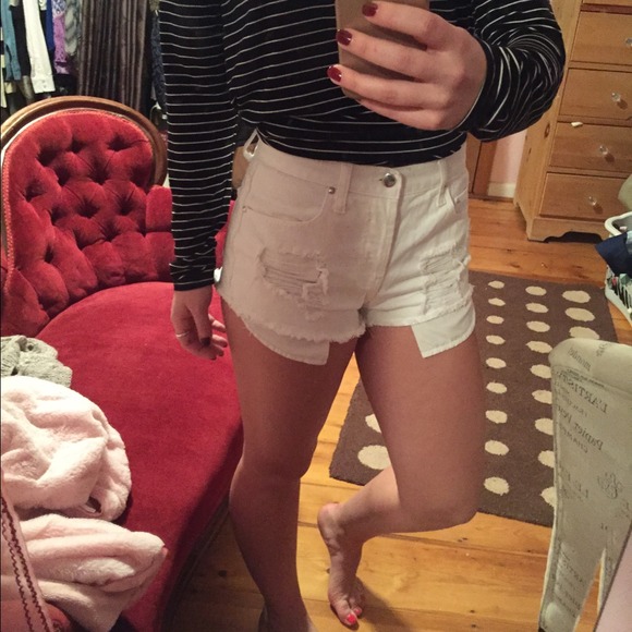 White ripped Jean high waited shorts!