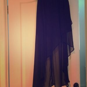 Black high LO skirt