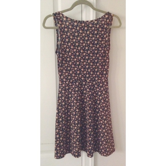 NWOT Floral Skater Dress - Picture 2 of 3