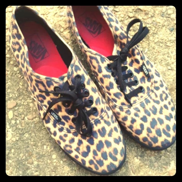 Vans Shoes - VANS Leopard Cheetah Animal Print Sneakers sz 9.5