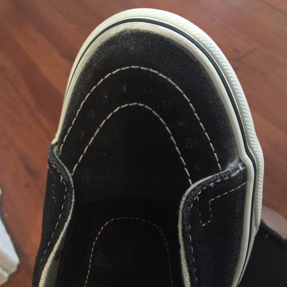 compare the two - Picture 1 of 4