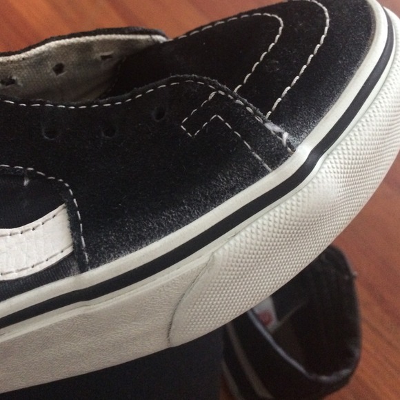 compare the two - Picture 2 of 4