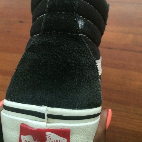 compare the two - Picture 3 of 4