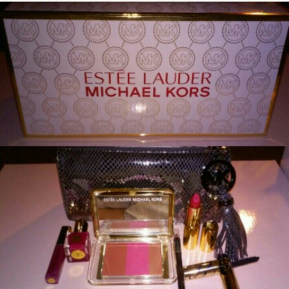 Estee lauder michael kors makeup bag