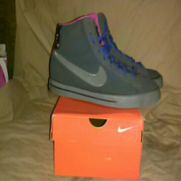 Nike high tops trade value: 50 - Picture 4 of 4