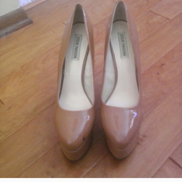 Steve Madden Stilleto Pumps - Picture 1 of 3