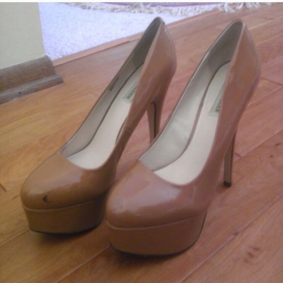 Steve Madden Stilleto Pumps - Picture 2 of 3