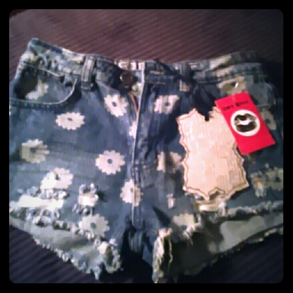 New Size 1 demin high waisted shorts