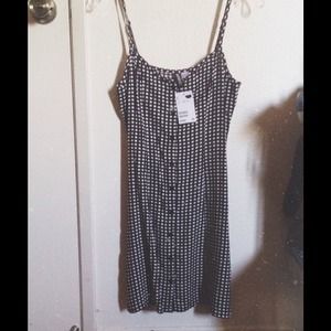 Cute checkered dress! 💕