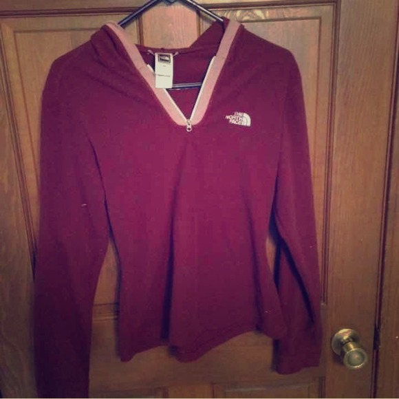 North face fleece pullover