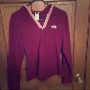 North face fleece pullover