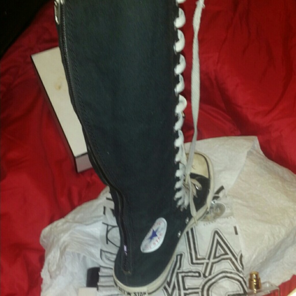 Wow! tall converse boots!