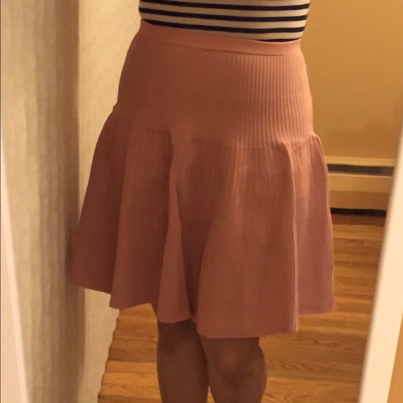 HP "DATE NIGHT" ✨Skirt✨ - Picture 3 of 4