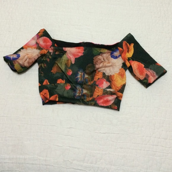 Floral crop top