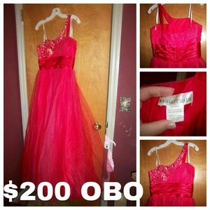 Red one shoulder dress