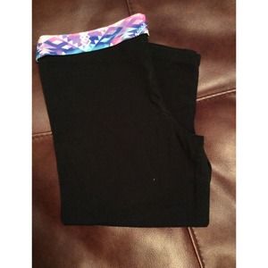 VS PINK Crop Thin Band Leggings