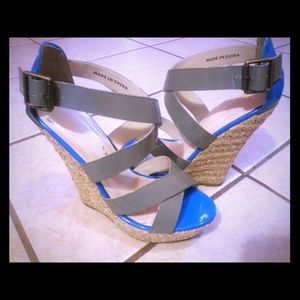 Adorable Forever 21 wedges!