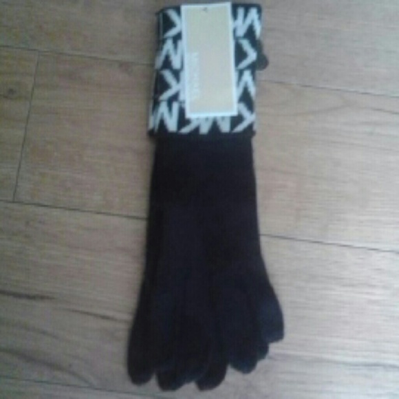 Michael Kors Accessories - Michael kors gloves