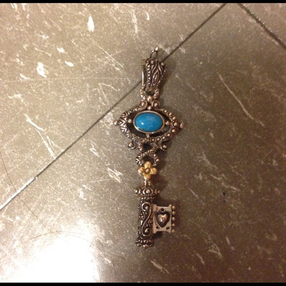 Barbara Bixby Key Charm