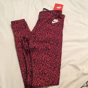 Nike pink cheetah print leggings