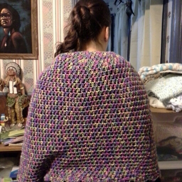 Tween, teen, adult poncho - Picture 2 of 4